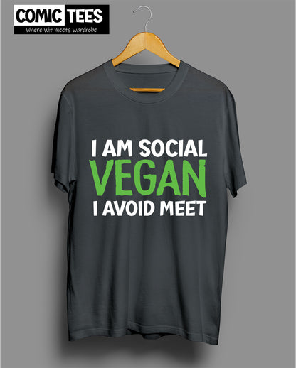 I am social vegan Unisex Tshirt