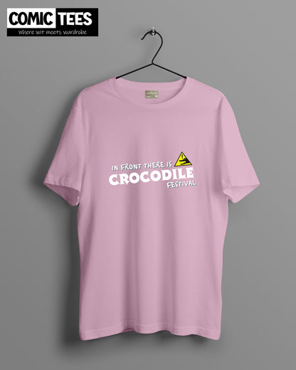 Infront there is a Crocodile festival Oversize T-Shirt